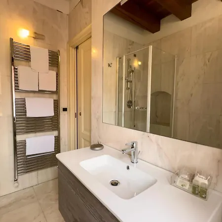 Relais Ponte Pietra Oda ve Kahvaltı