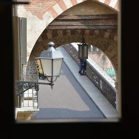 Relais Ponte Pietra Oda ve Kahvaltı